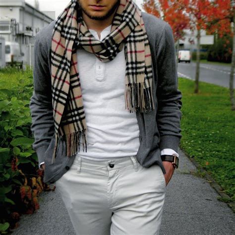 burberry scarf outfits men